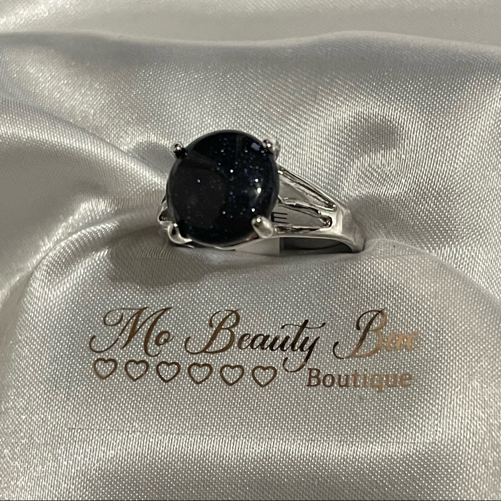 Blue Sandstone Ring - Picture 3 of 6
